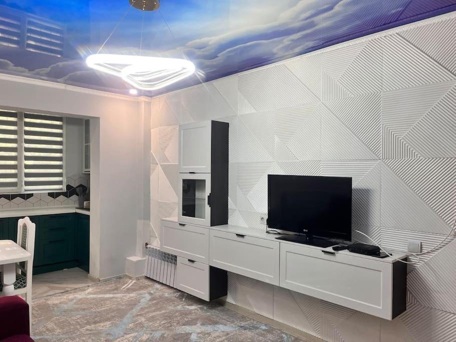 Apartment 2-х комнатная на арбате Almaty